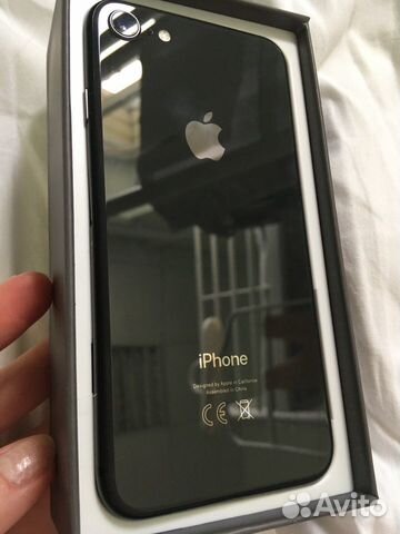 Телефон iPhone 8 64 Телефон iPhone 8 64