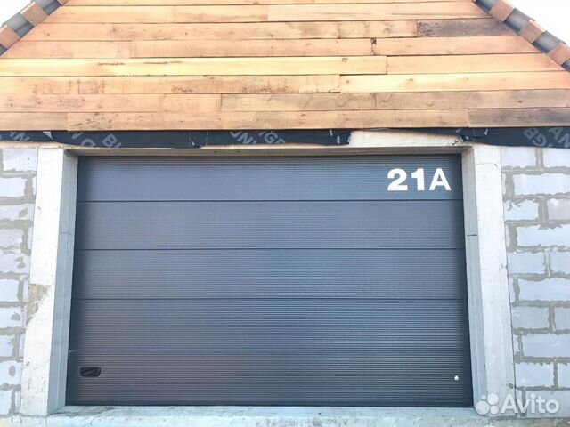 Секционные ворота