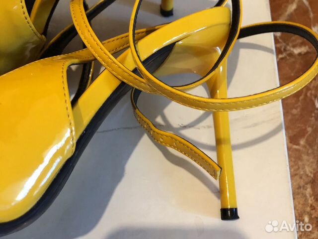 Босоножки Zara 42р Босоножки Zara 42р