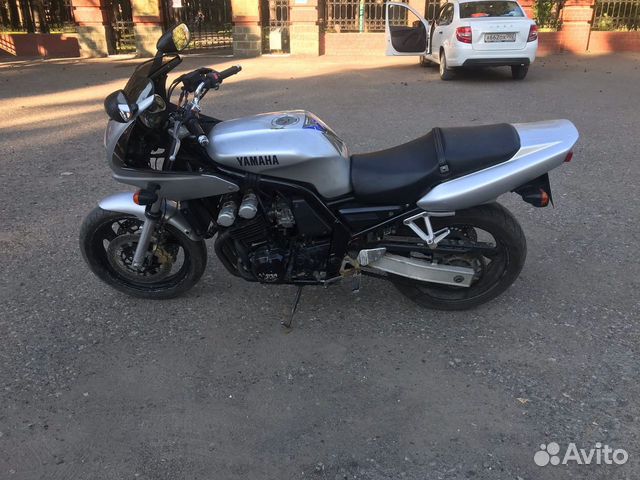 Yamaha FZ 400
