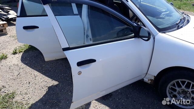 Дверь правая передняя nissan ad y11