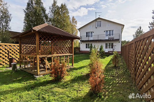 

Коттедж 250 м² на участке 5 сот.