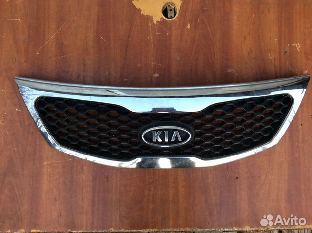 Решётка радиатора Кia Sorento 2