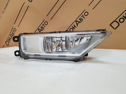Фара противотуманная правая Volkswagen Tiguan 2