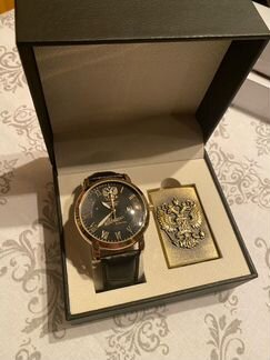 Часы военному