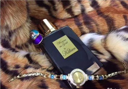 Kilian Woman in Gold Килиан Женщина в золотом