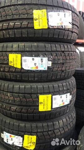 Roadmarch Snowrover 868 275/40 R20 и 315/35 R20 106H