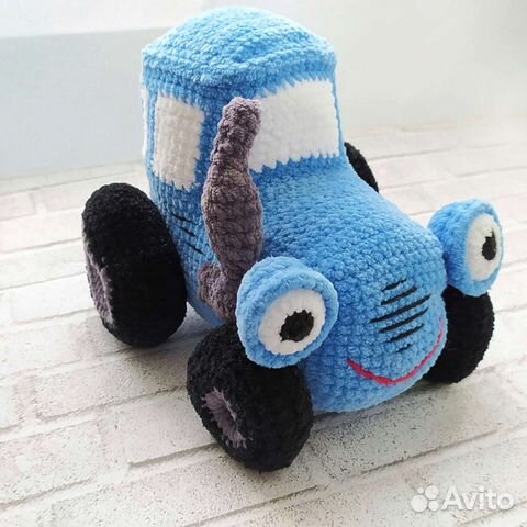 Вязаный синий трактор, плюшевая игрушка