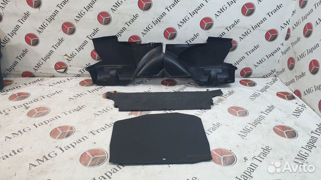 Обшивка багажника на Mercedes-Benz W123
