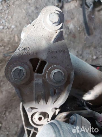 Кронштейн опоры двигателя на Audi A8 D3