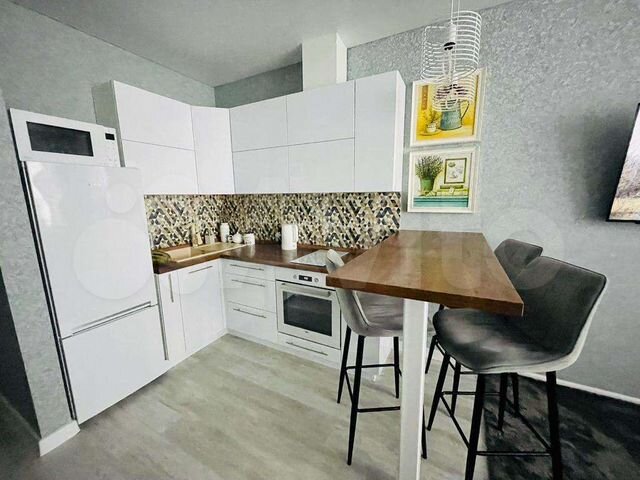 2-к. квартира, 53 м², 5/5 эт.