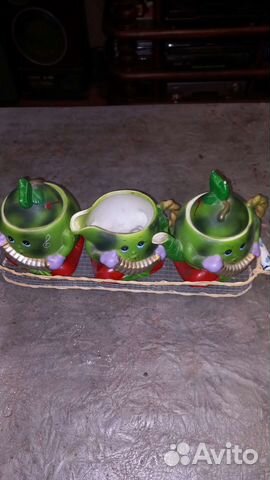 Чайник, молочник, сахарница