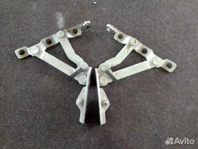 Петли крышки багажника Ниссан сканлайн