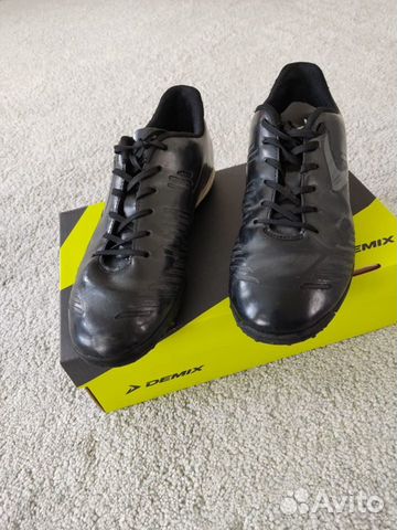 Футбольные бутсы Demix