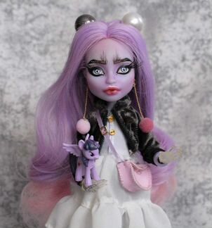 Ооак на кукле монстер хай