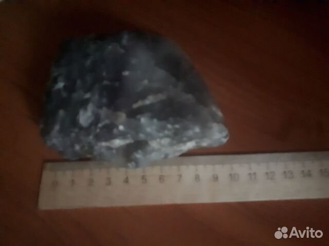 Камень нефрит