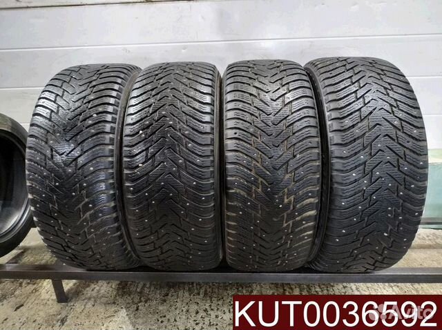 Nokian Tyres Hakkapeliitta 8 SUV 285/60 R18 107U