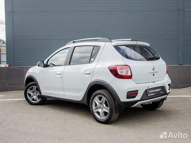 Renault Sandero Stepway 1.6 CVT, 2022, 8 км