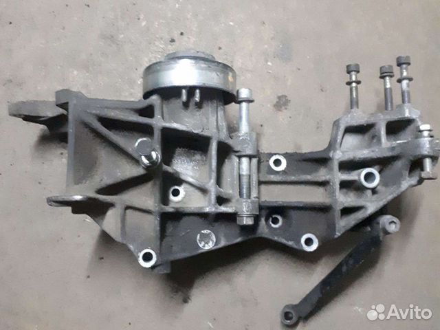 Кронштейн генератора ауди а6 с4