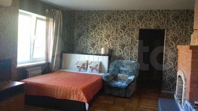 Комната 38 м², 1/2 эт.