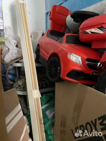 Детский автомобиль каталка