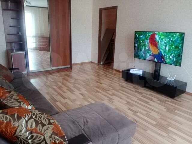 2-к. квартира, 61 м², 3/3 эт.