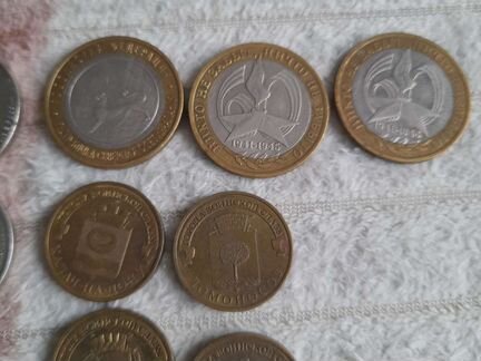 Продам монеты юбилейные,монеты чемпион мира по фут