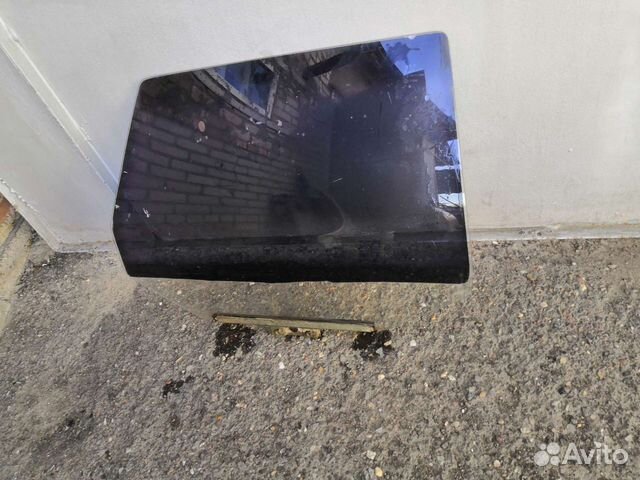 Заднее правое стекло ваз 2109 21099 2114 2115