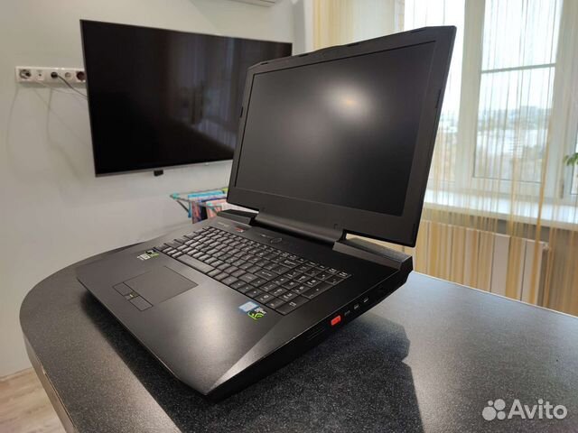 Ноутбук Clevo P870DM-G