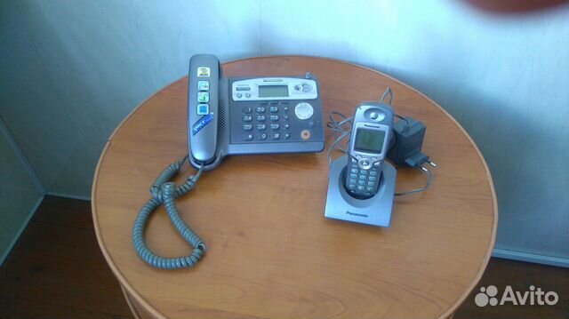 Телефон Panasonic комплект