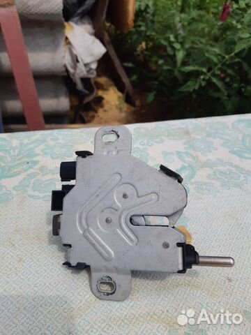 Замок капота ford. оригинал