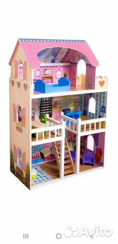 Кукольный домик с мебелью