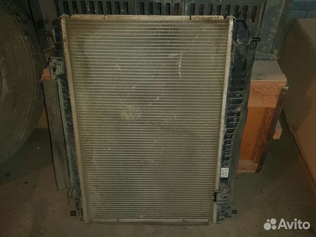 Радиатор охлаждения Ford Fiesta