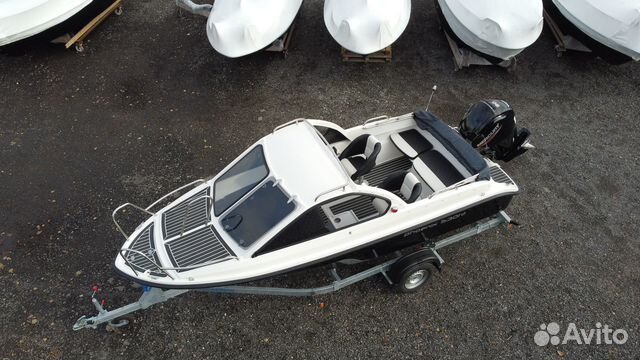 Катер Phoenix 530HT