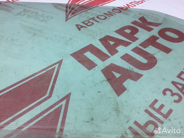 Стекло двери Suzuki SX4 2011