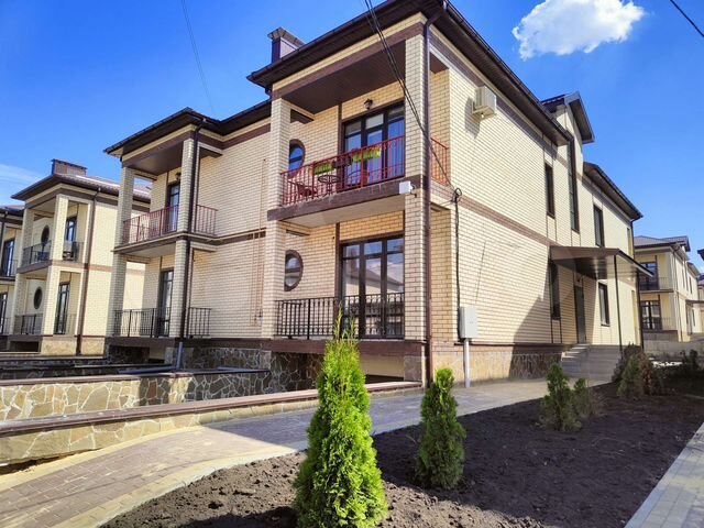 Таунхаус 105 м² на участке 6,5 сот.