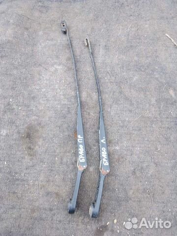 Поводок дворника Fiat Bravo