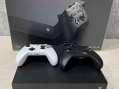 Игровая приставка Xbox One X 1TB