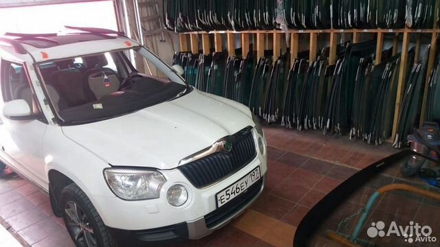 Лобовое стекло на Skoda Yeti Йети Ети