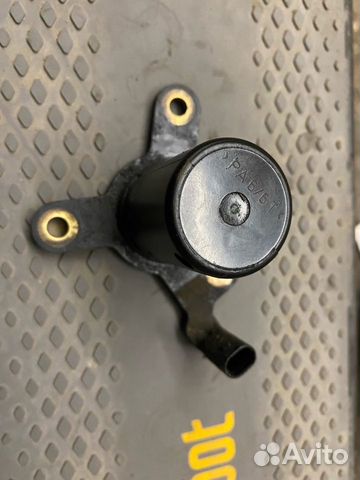 Датчик уровня масла mercedes M271