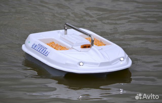 Корабль для завоза прикормки и оснастки Универсал