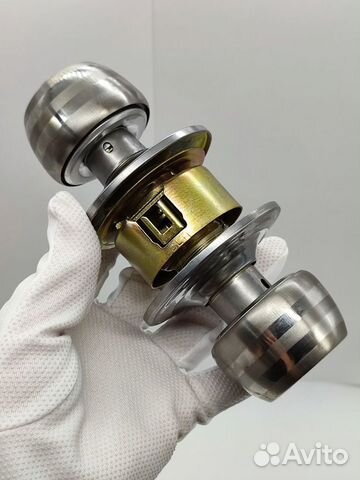 Дверная ручка врезная