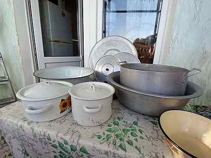 Набор столовой посуды/алюминиевые кастрюли и таз