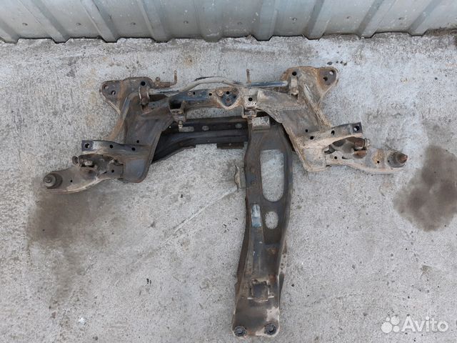 Подрамник Mazda 626 GE 1.8i