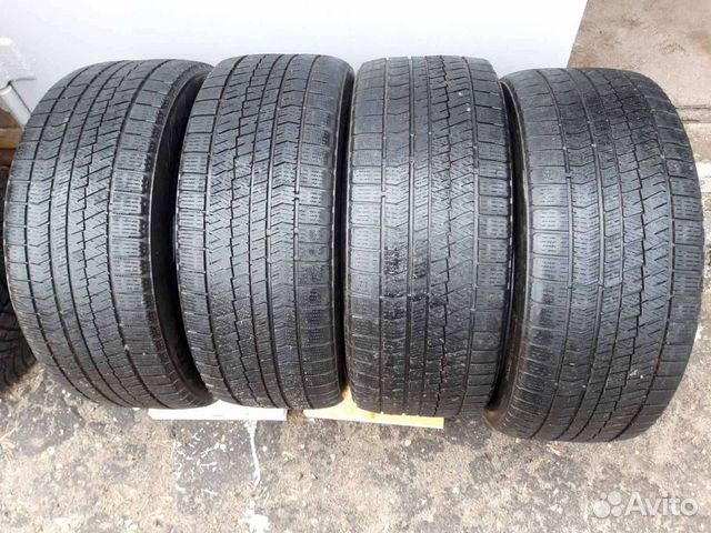Bridgestone Blizzak Ice 255/45 R19 104S