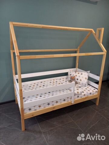 Кровать домик