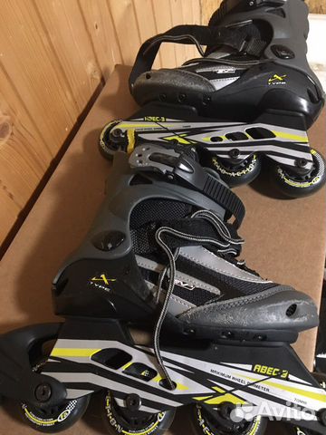 Роликовые коньки