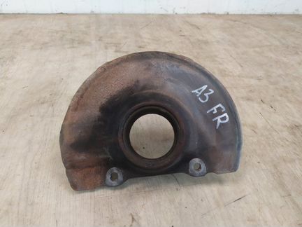 Кулак поворотный передний правый Mitsubishi Lancer