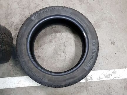 Continental IceContact 2 SUV 255/50 R19 107T