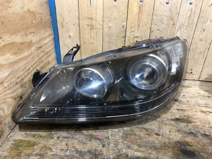 Фара левая Honda Legend 4 ксенон 140359